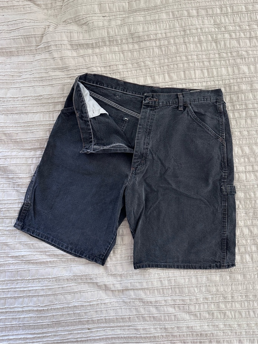 Wrangler Carpenter Denim Shorts — Size 36